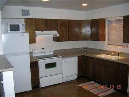 Raz Inn Central Phoenix Kamer foto